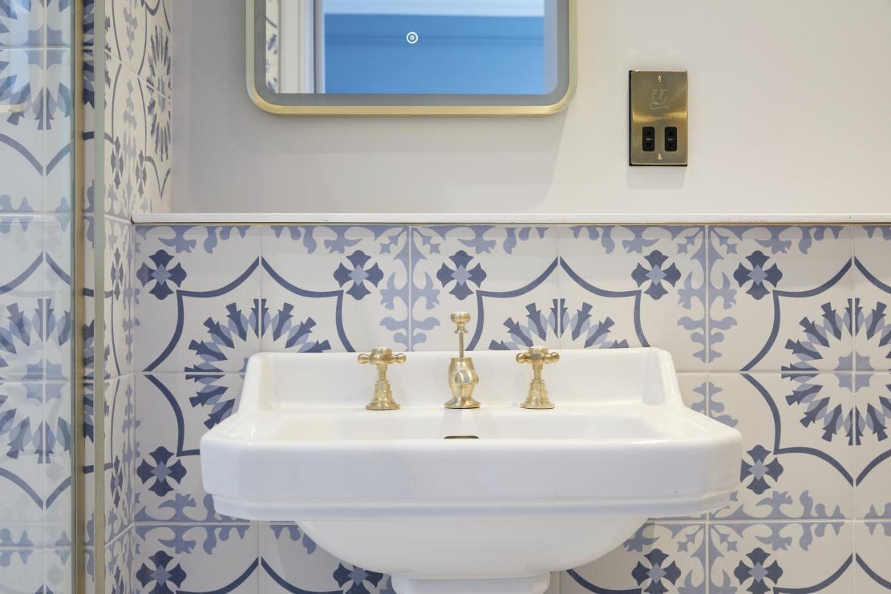 Apart-hotel Railway House By Chateau Anna