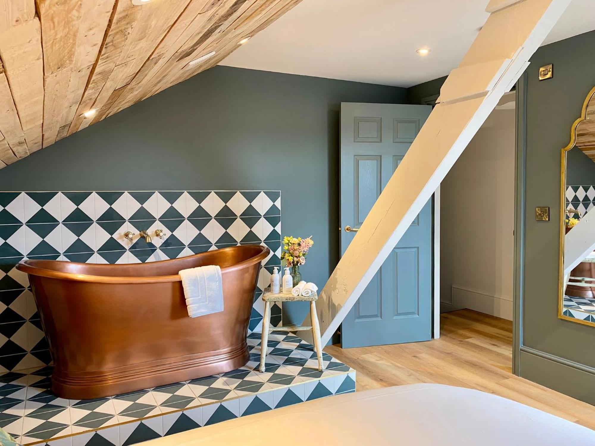 Apart-hotel Railway House By Chateau Anna