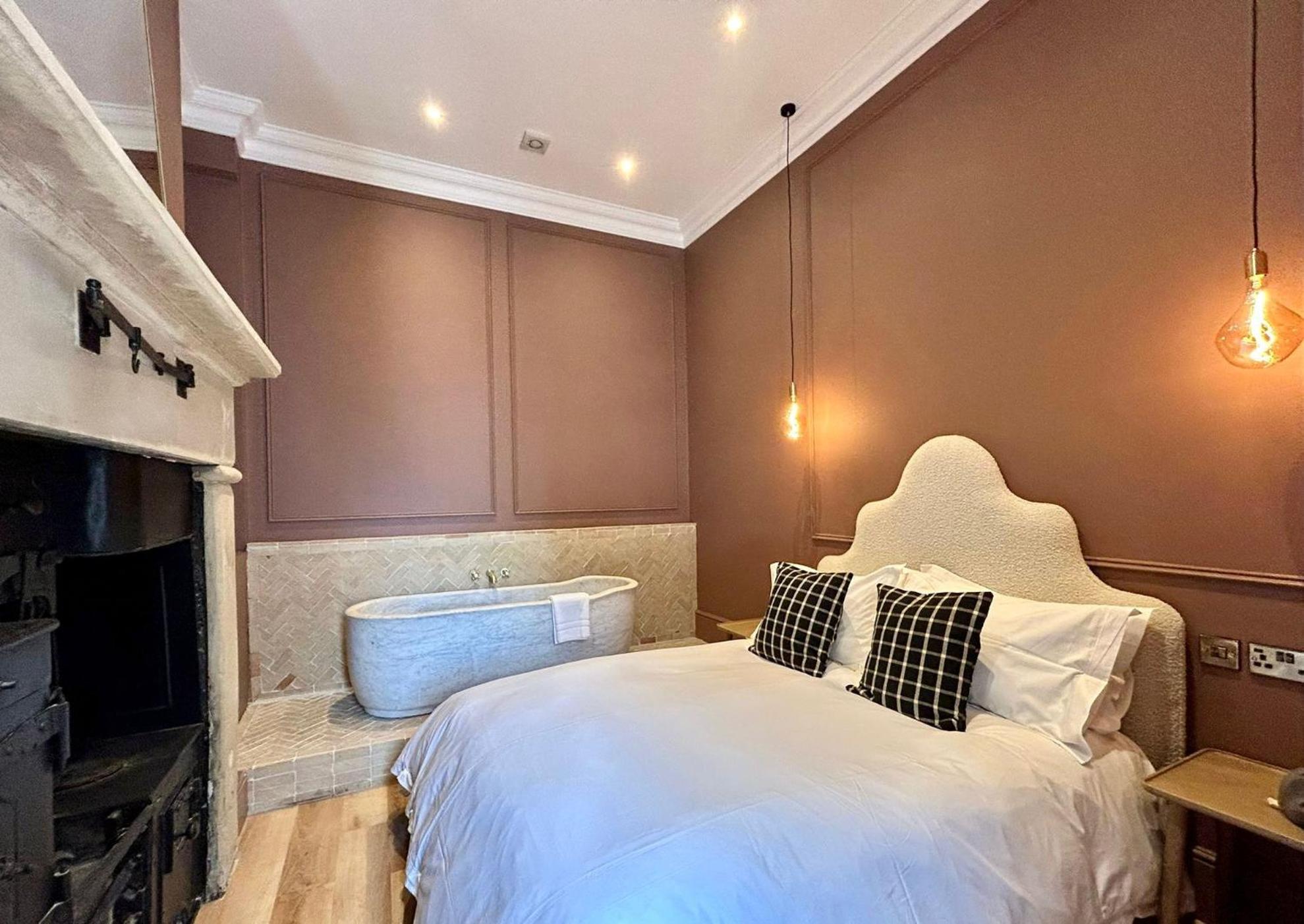 Apart-hotel Railway House By Chateau Anna York