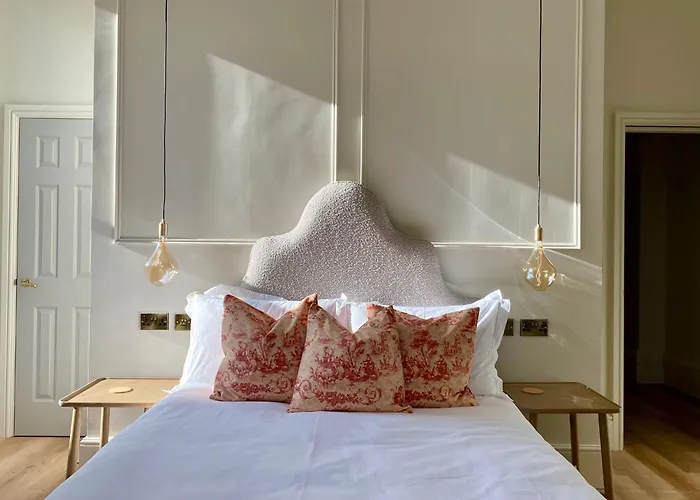 Railway House York By Chateau Anna